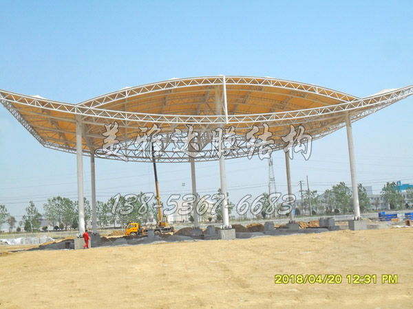 PTFE膜材江蘇中心港區大門膜結構工程